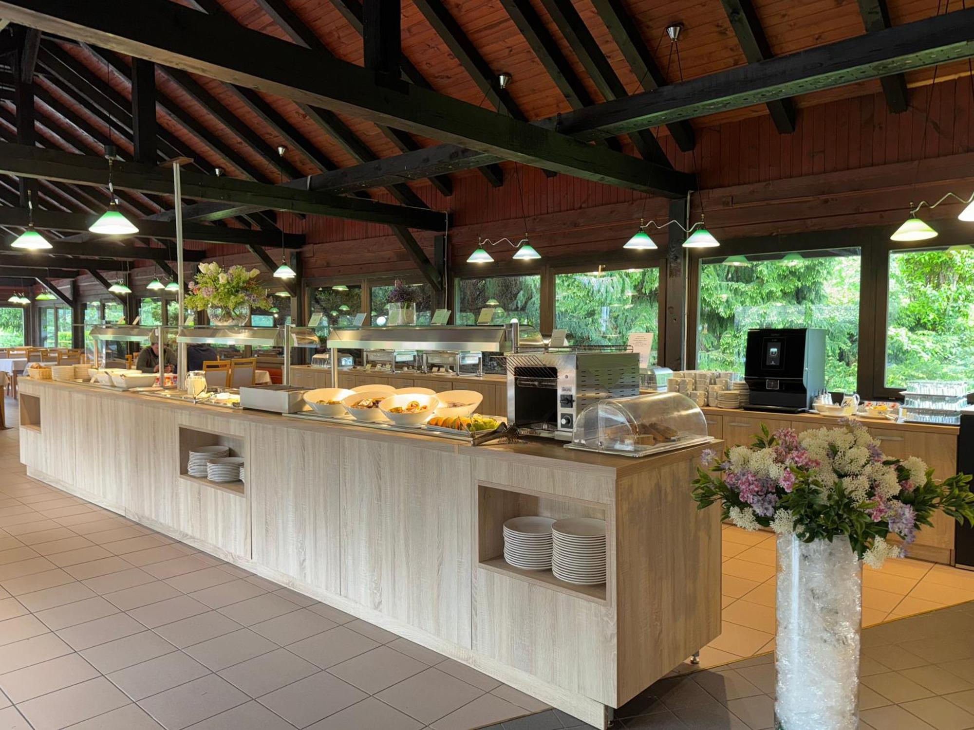 Bungalows Korana - Campsite Korana Селище Дрезницко Екстериор снимка