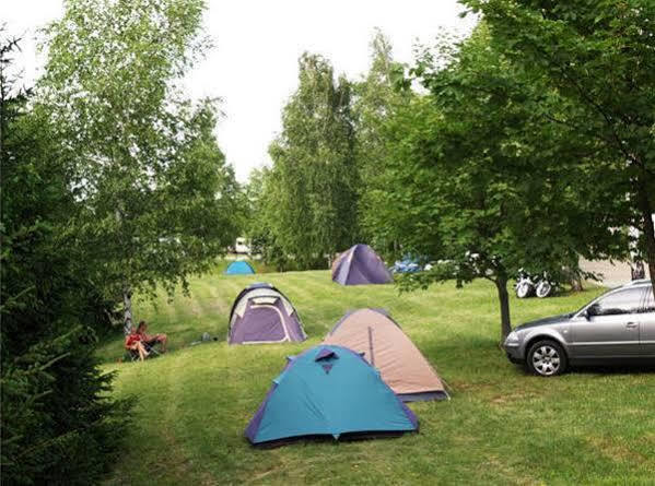 Bungalows Korana - Campsite Korana Селище Дрезницко Екстериор снимка